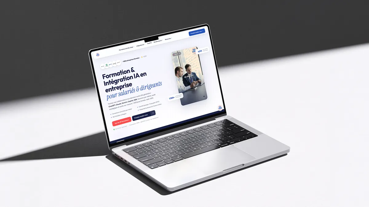 Site de NoCode IA Toulouse affiché sur ordinateur portable : page de formation et d'intégration de l'IA en entreprise, réalisée par Codecircle